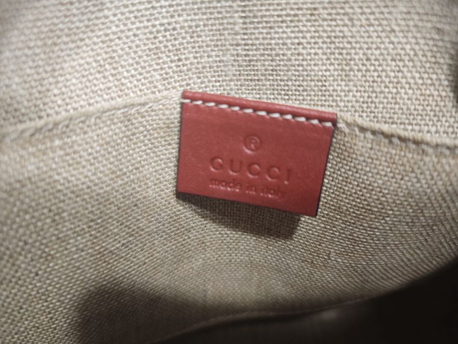 Vant geanta Gucci visinie