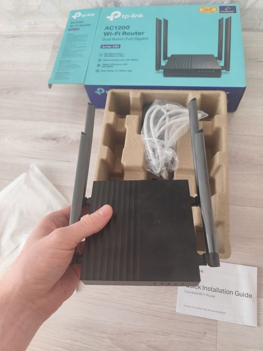 Вайфай роутер TP-Link Archer C64