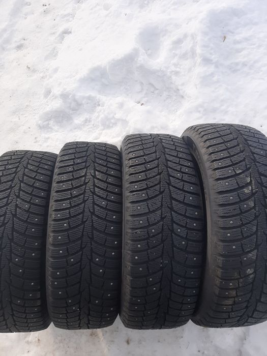 Продам шины. 215/55/17