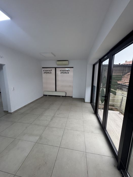 Inchiriez spatiu comercial in Baciu