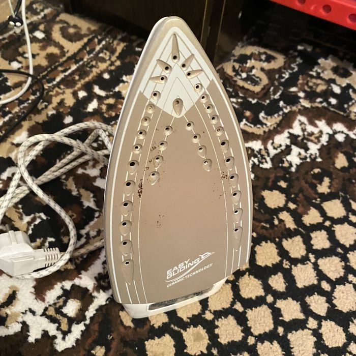 Утюг паровой  от tefal