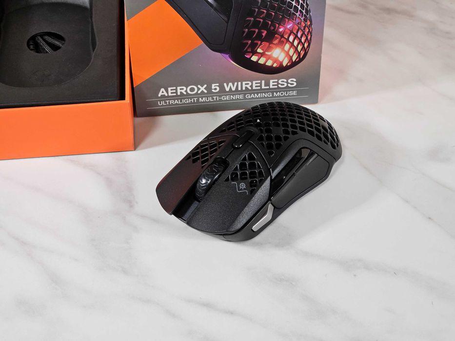 SteelSeries Aerox 5 Wireless – ултралека мишка за истински геймъри