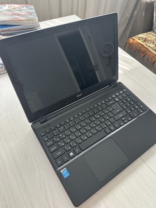 Ноутбук acer черный