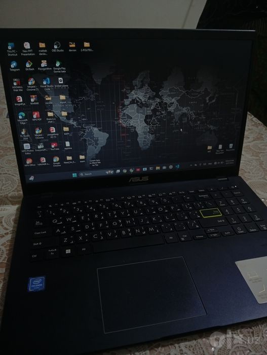 ASUS E510 Laptop Sotiladi!

Holati: yaxshi
Model: ASUS E510
Protsessor