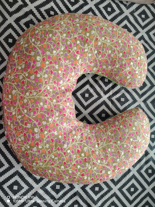 Подушка для кормления