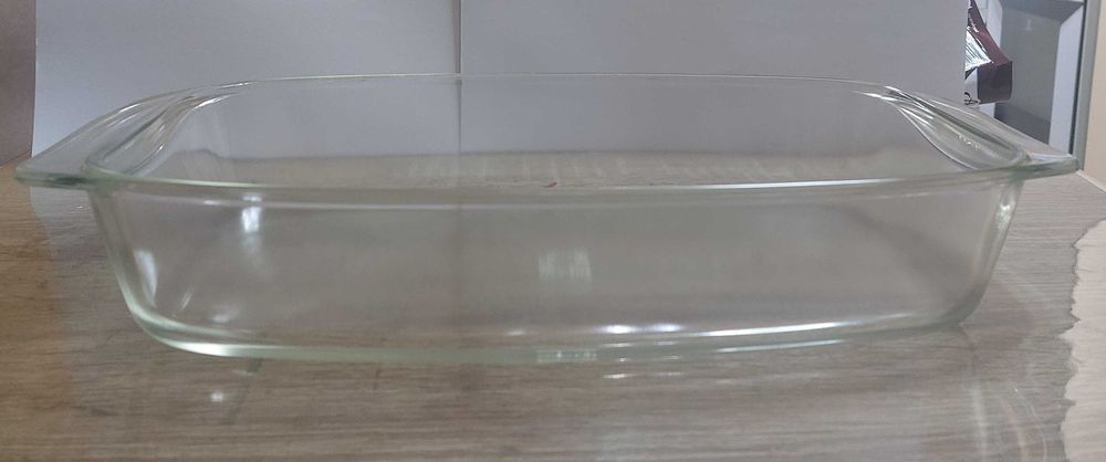 Тава, тенджера от йенско стъкло