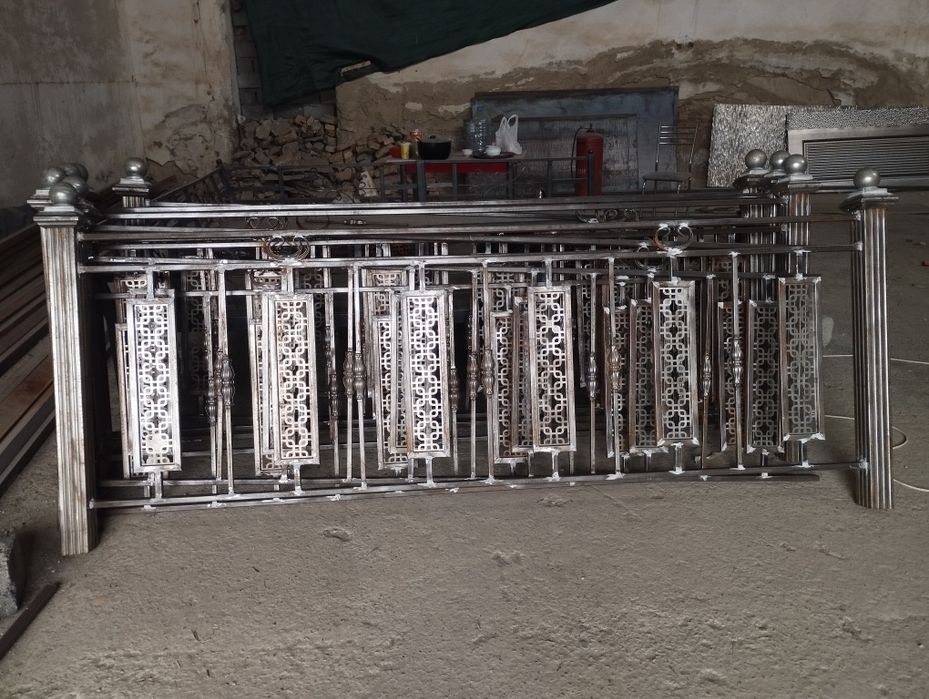 Jizzax viloyati Baxmal tumani boʻylab darvoza eshik yasab beramiz