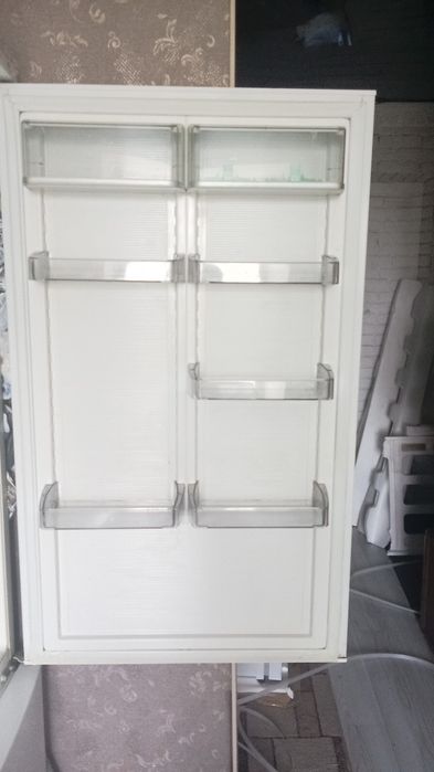 Продам нерабочий б/у холодильник.