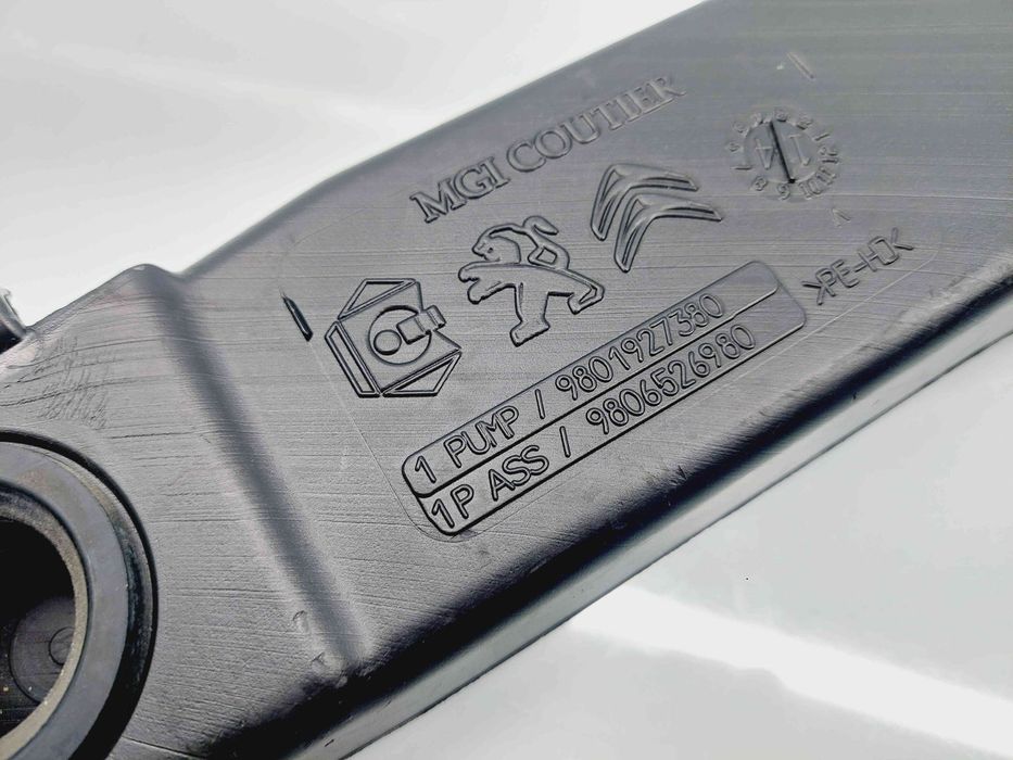 Vas lichid parbriz Peugeot 308 (II) [Fabr 2013-2020] 9801927380 / 980