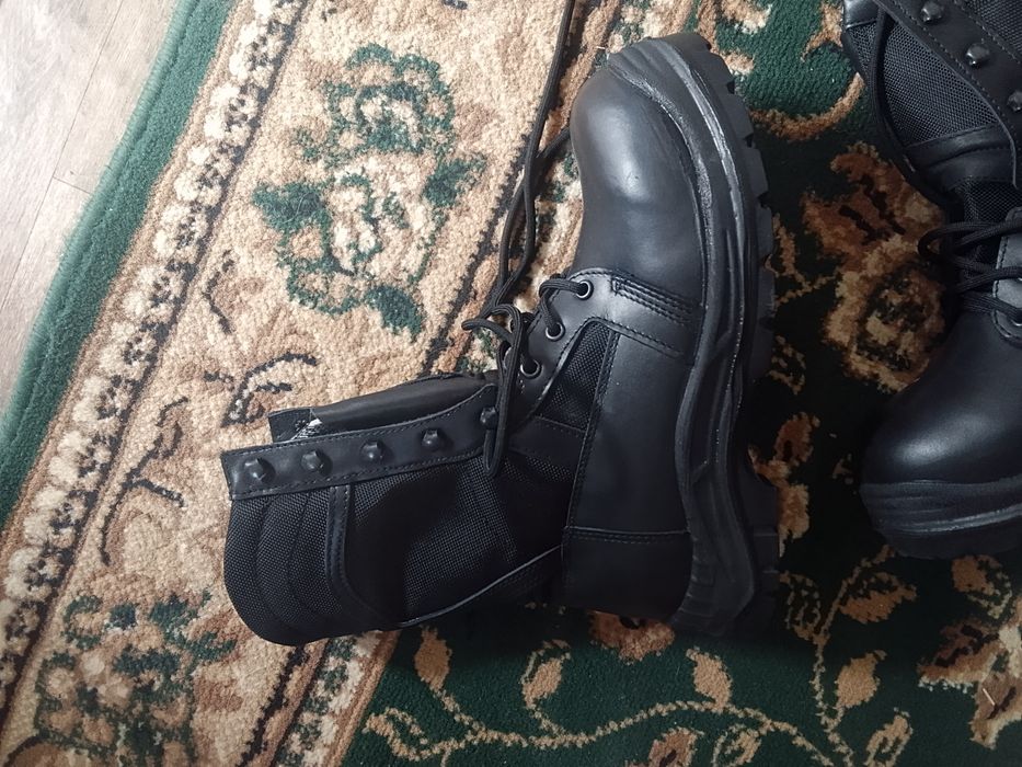 Аяқ киім ,бердзии