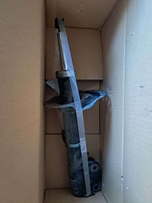 Продам амортизаторы в круг