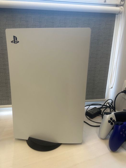 Продам PlayStation 5