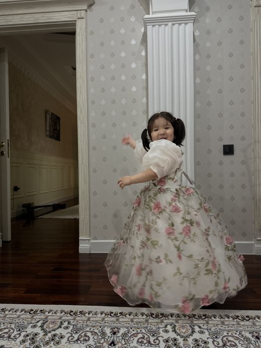 Платья на прокат по 8000тг