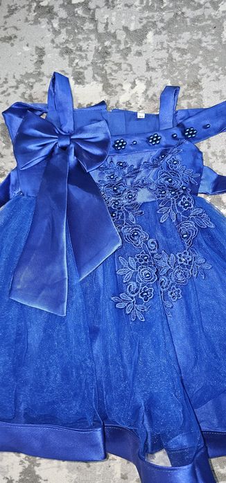 Платье на девочку