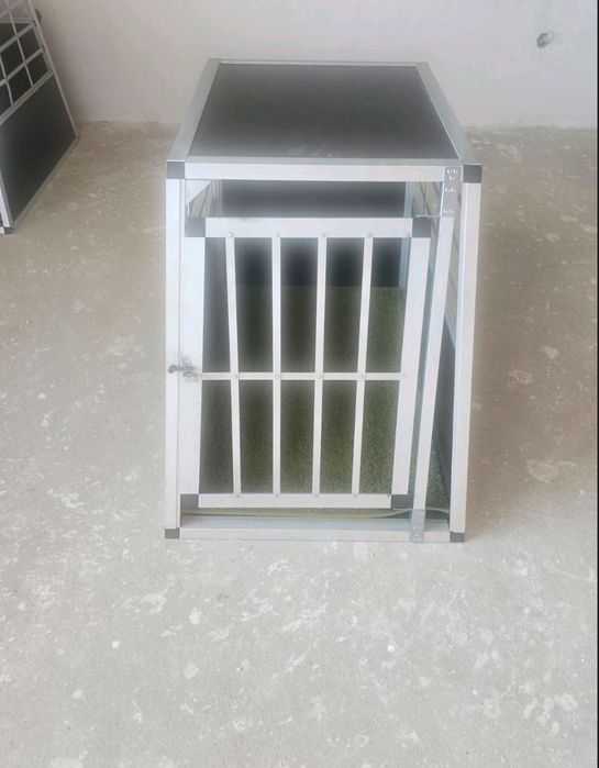 Клетка за транспортиране на куче