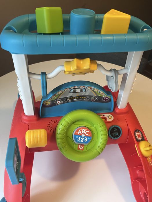 Проходилка Mattel Fisher Price, звука е на немски, изброява цифри и др