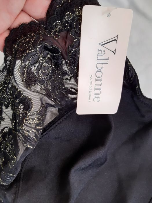 Голям размер сутиени