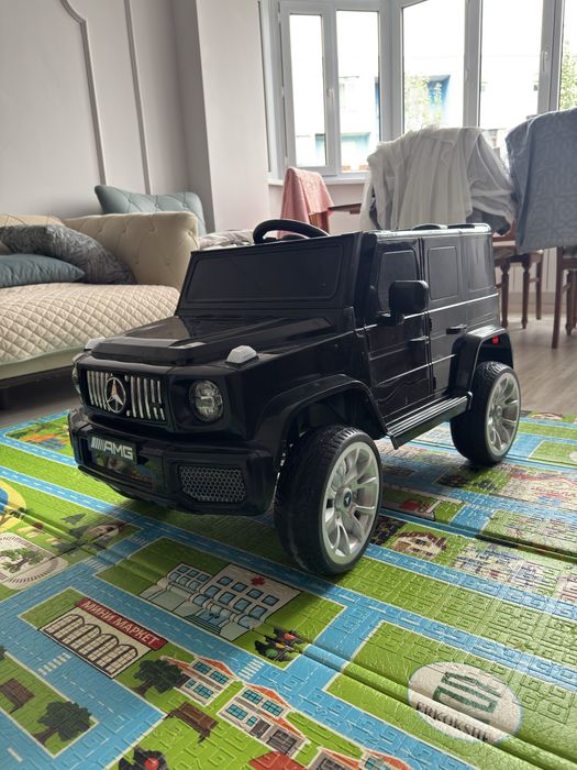 Машина игрушка mercedes G wagon