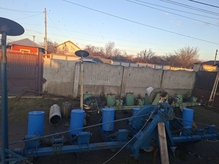 Vand semanatoare si meet!