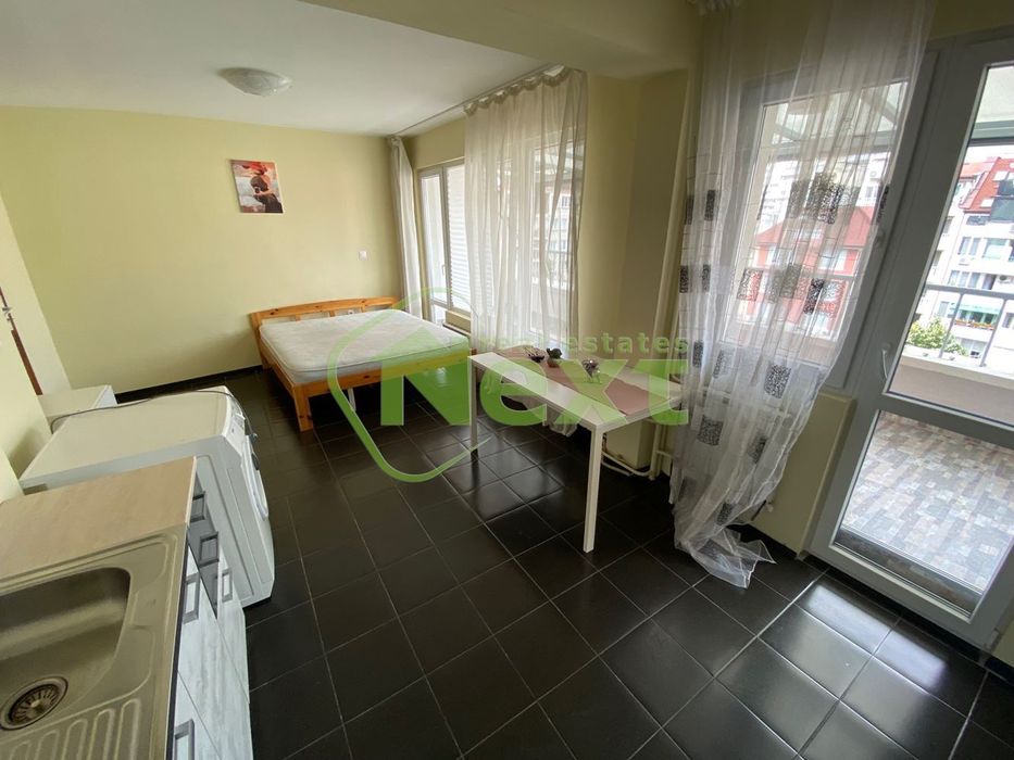 Дава се под наем Едностаен апартамент в София, Белите брези - 50 кв.м за 370 € - Снимка #2