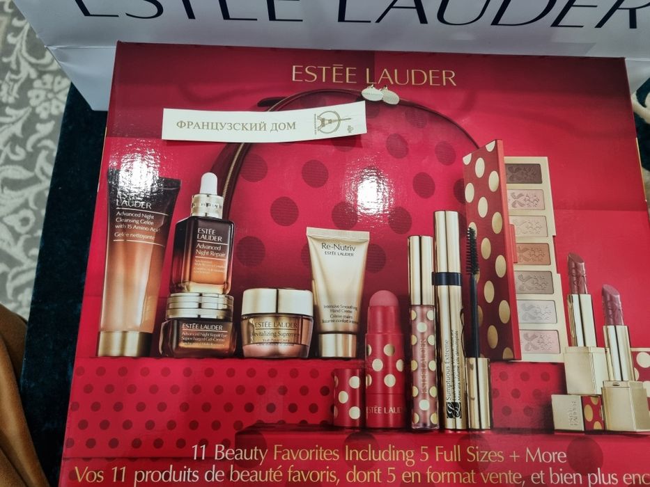 Продам новый набор Estee Lauder