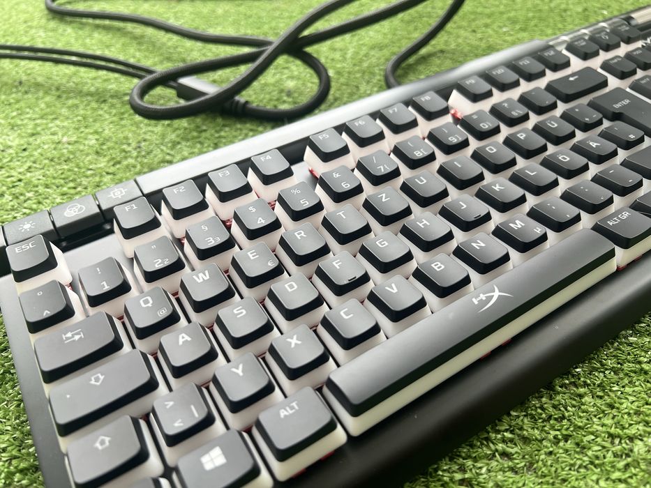 HyperX Allow Elite 2