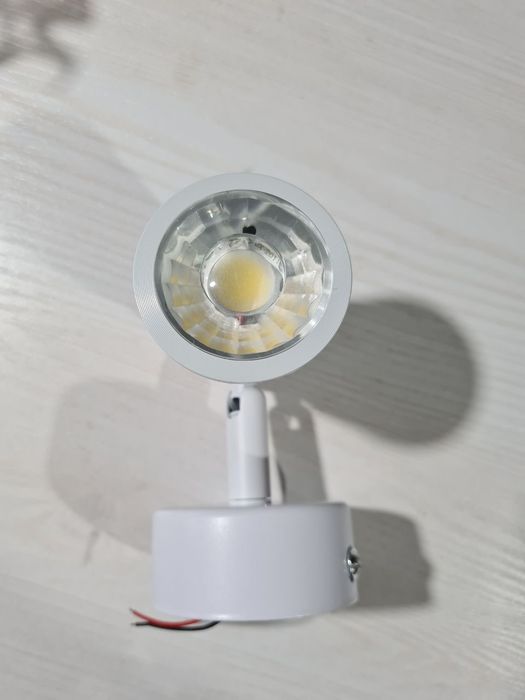 Продам совершенно новое освещение.