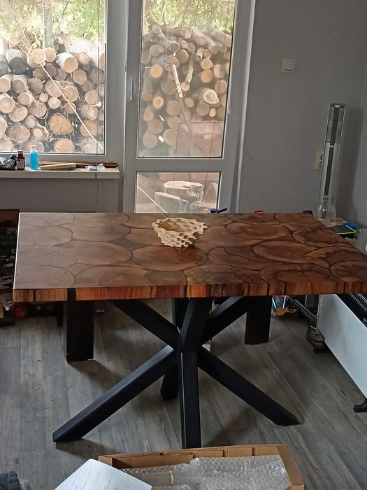 Трапезна маса за ценители