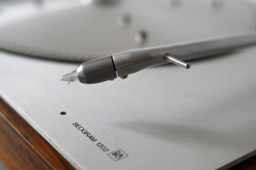 Beogram 1202 pick up