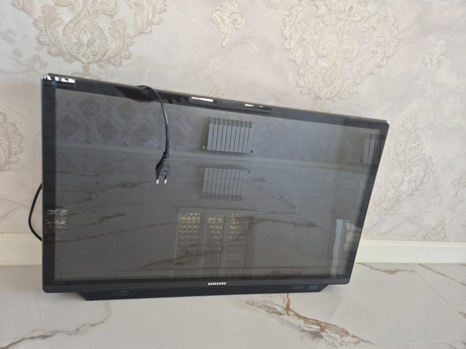 Телевизор Samsung