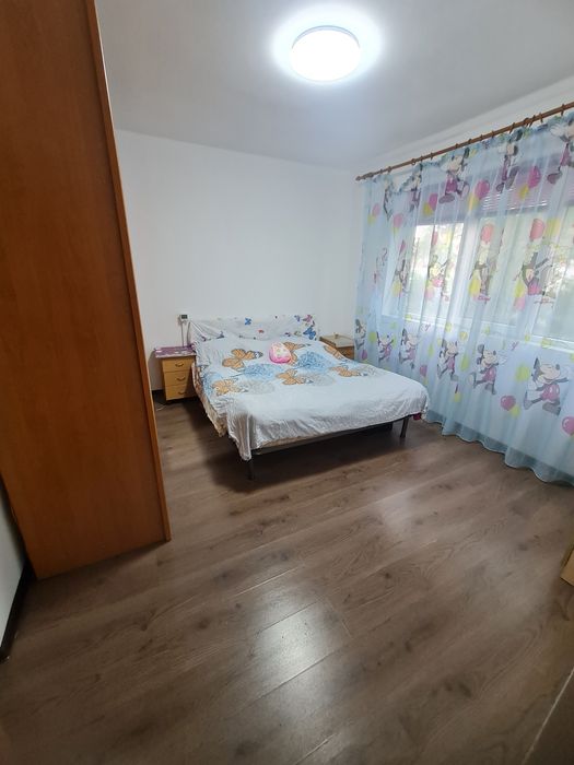 Vind 2camere decomandate