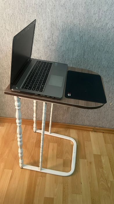Журнальный стол новый