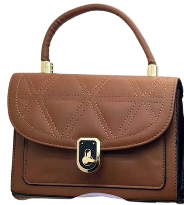 Модерна дамска чанта за всяка визия