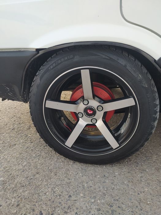 Vossen r15. Торус Атика Штамп