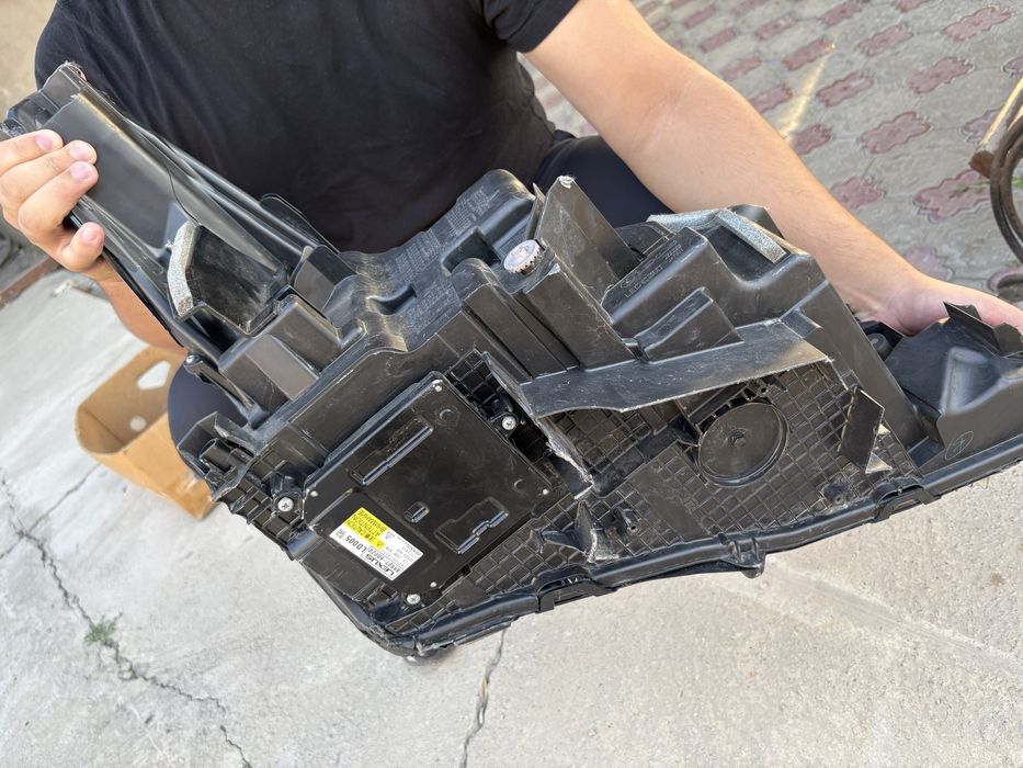 Продам запчасти на lexus 570