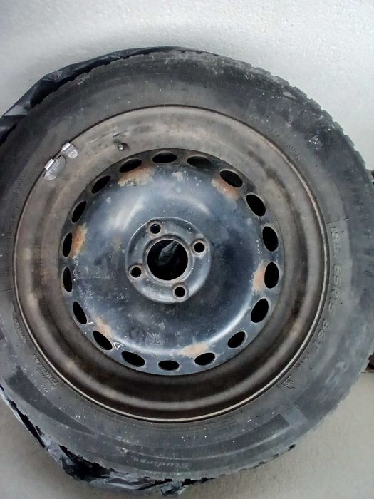 Jante cu anvelope de iarna Hankook 185 65R15 88T, 2buc.,Logan, Sandero