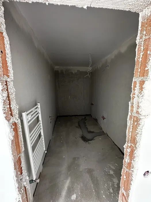 Apartament Partial Finisat - SU 47MP I Balcon 10MP - Eroilor I Florest — fotografia 3