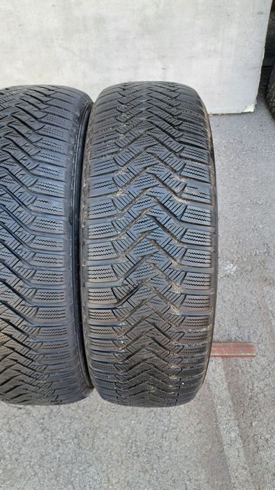 2 бр Зимни гуми 235 65 17 Laufen