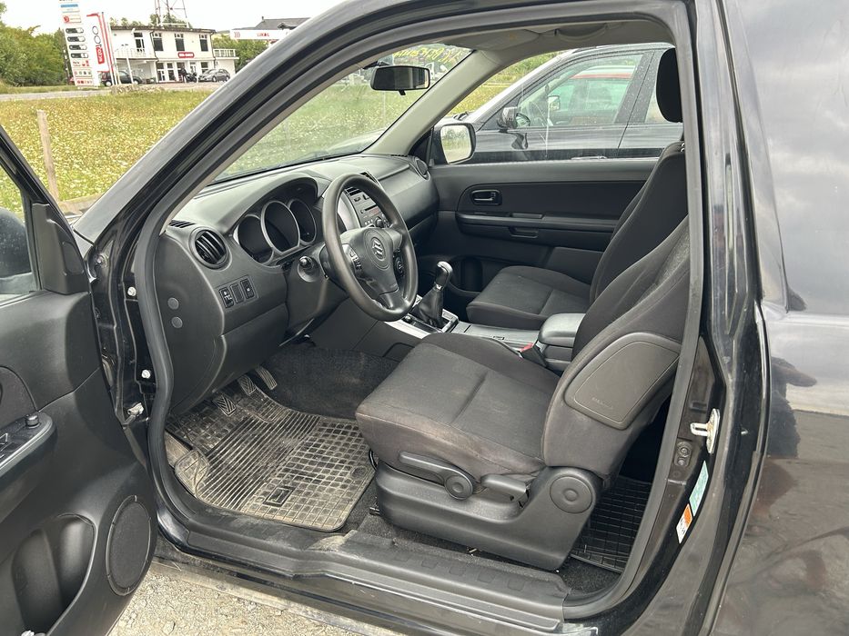 Suzuki Grand Vitara 1,6 Benzina  2010 TOP