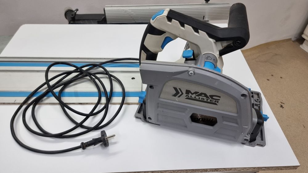 Circular cu plonjare si sina