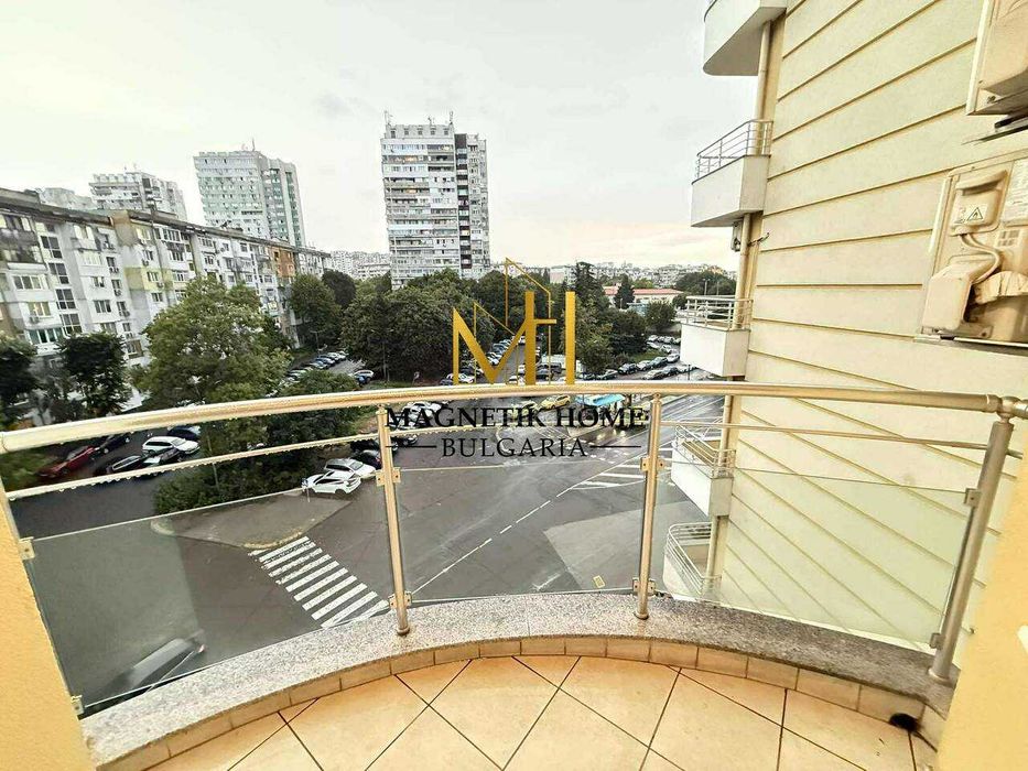 Дава се под наем Тристаен апартамент в Бургас, Зорница - 80 кв.м за 708.9 € - Снимка #2