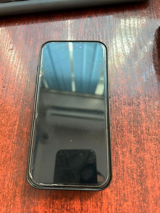 Apple IPhone 15 pro 256gb