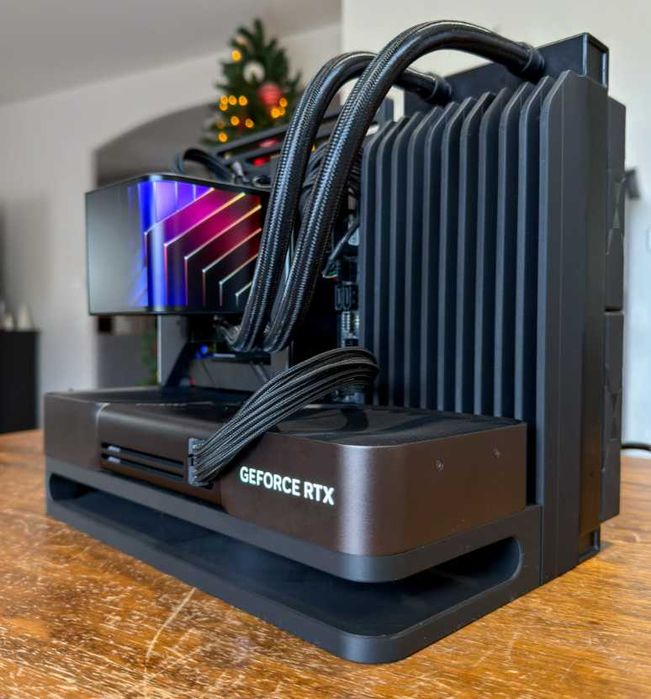 Carcasă PC Open Frame Concept 001 – Mini-ITX – Design Premium