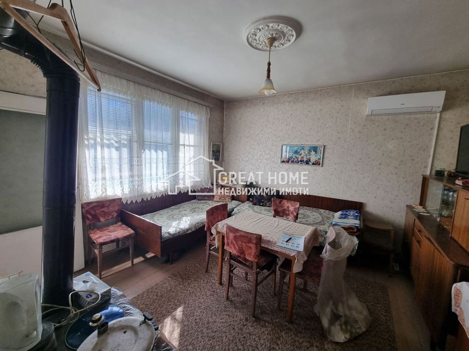 Продава се Четиристаен апартамент в Търговище, Център - 135 кв.м за 643 €/кв.м - Снимка #3