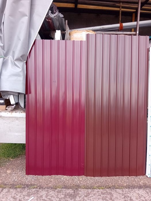 Vând pentru Acoperiș