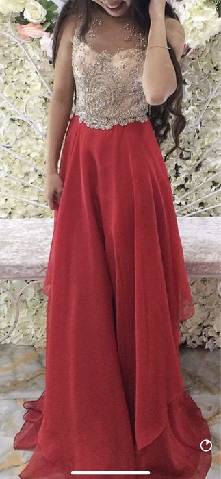 Женское платье