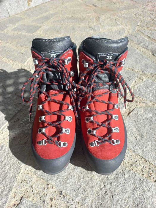 Туристически обувки, номер 39.5