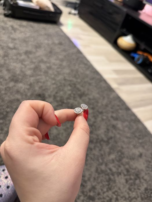 Cercei aur alb 18k cu diamante