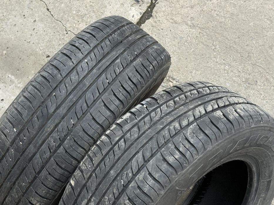 195|65 R15. Пара шин Triangle.