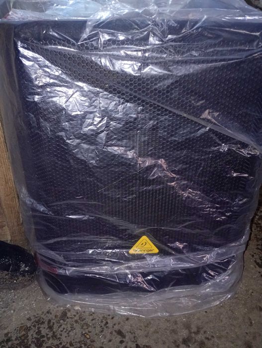 Vând Boxe Beringher și bass Beringher Active